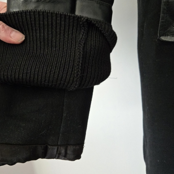 MACKAGE Wool/Cashmere/Leather Women's Black Button-Up Coat. Size Small - Picture 4 of 14